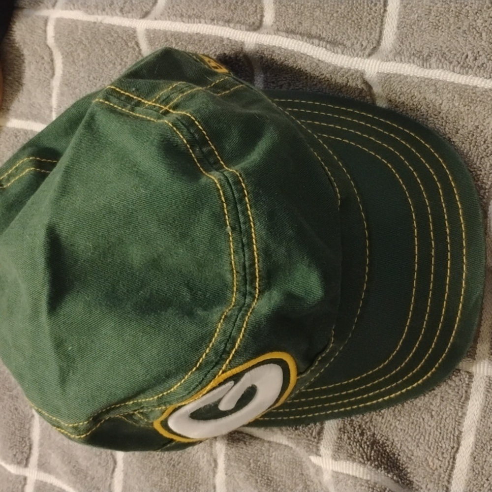 Green Bay Packers Hat Strap Back Green NFL womens Hat. OSFA